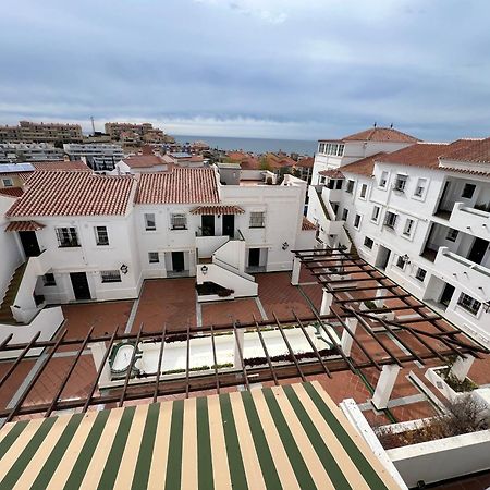Atico Vistas Al Mar Golf ,Piscina Y Parking Albatros 2 Apartman Rincón de la Victoria Kültér fotó