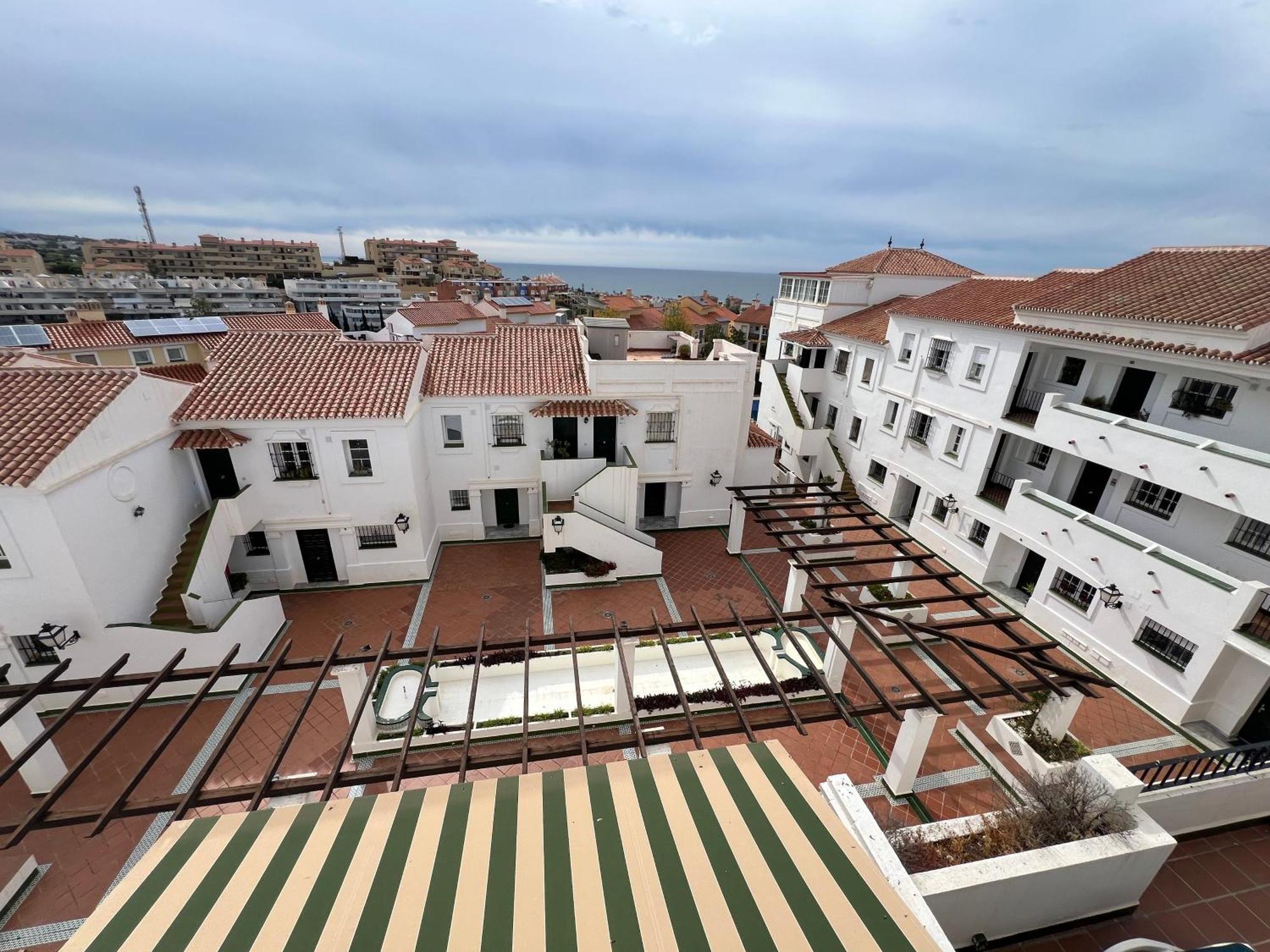 Atico Vistas Al Mar Golf ,Piscina Y Parking Albatros 2 Apartman Rincón de la Victoria Kültér fotó
